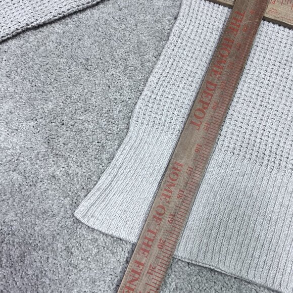 RVCA Sweater Women’s Gray Long Sleeve Pullover Size XS - Picture 3 of 10